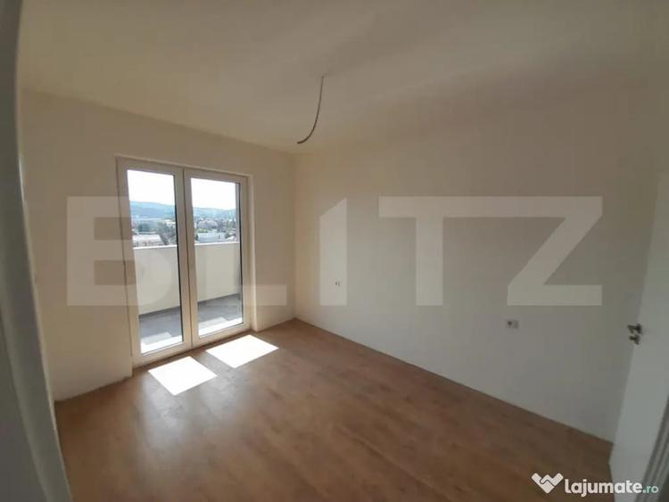 Apartament cu 2 camere decomandat în Centura