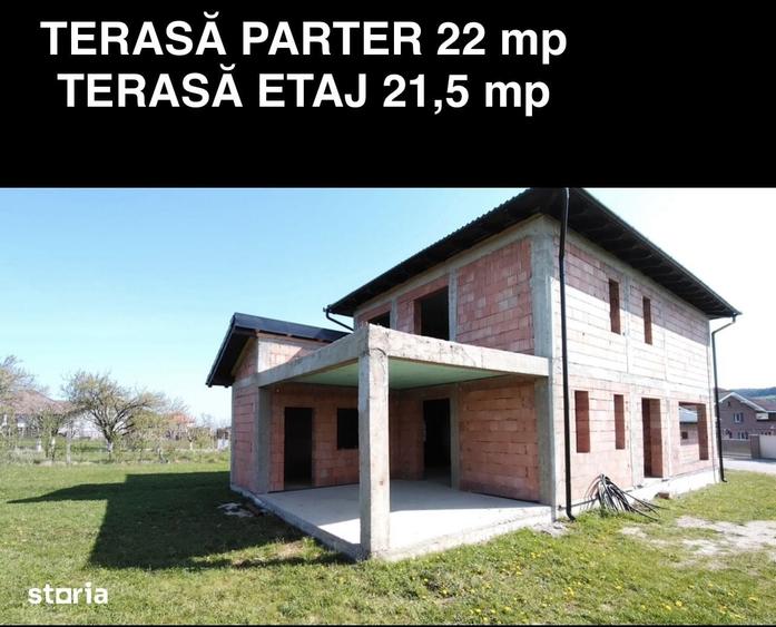 Casă cu 4 camere cu Teren 500 Mp în Poplaca