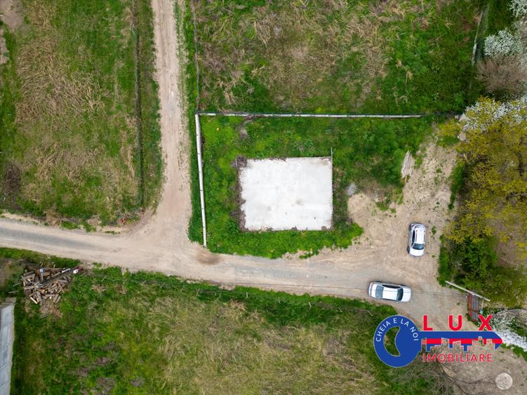 Teren Construcții intravilan de 500 mp, în Mineri