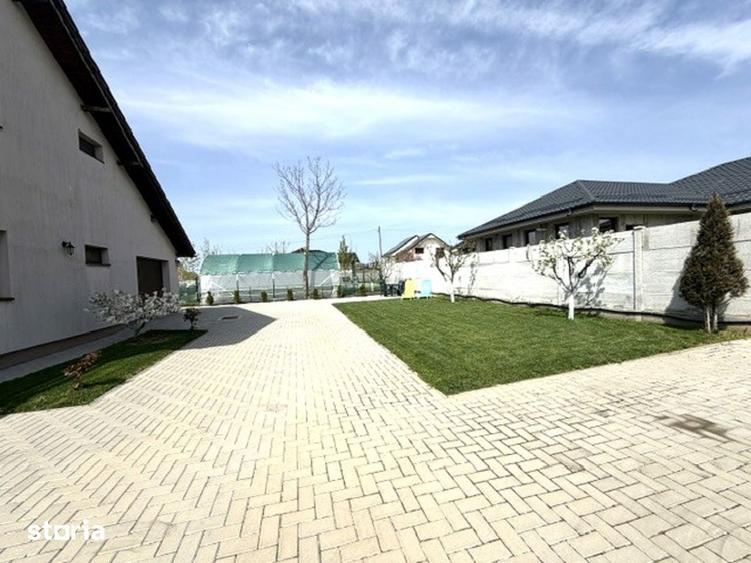 Casă cu 5 camere cu Teren 629 Mp în Central