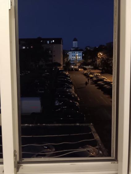Garsonieră decomandată, mobilată în Dacia
