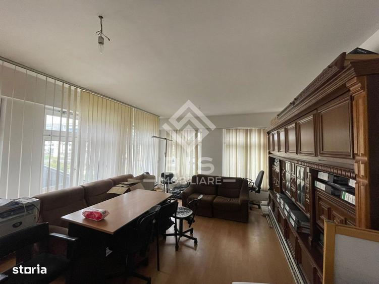 Spațiu comercial, de 120 mp, în Industrială