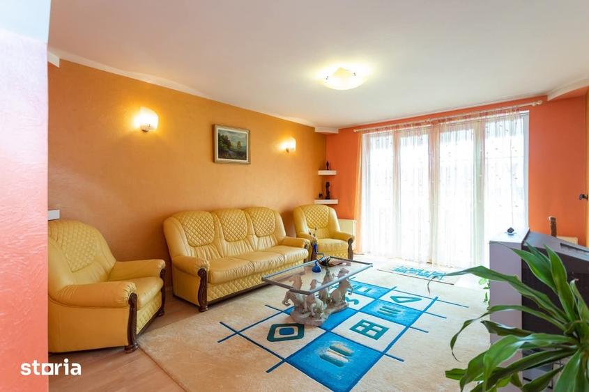 Apartament cu 3 camere decomandat în Central