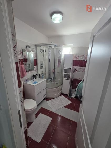 Apartament cu 2 camere decomandat, mobilat în Bucovina