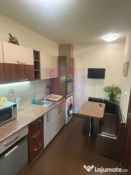 Apartament cu 3 camere decomandat în Alexandru Obregia