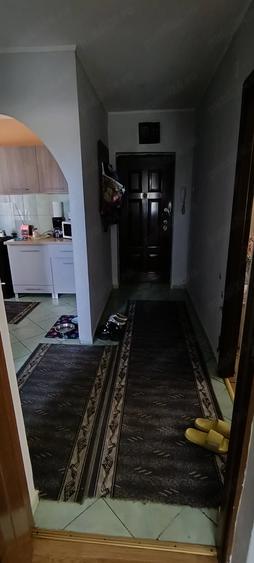 Apartament cu 3 camere decomandat în Sântandrei