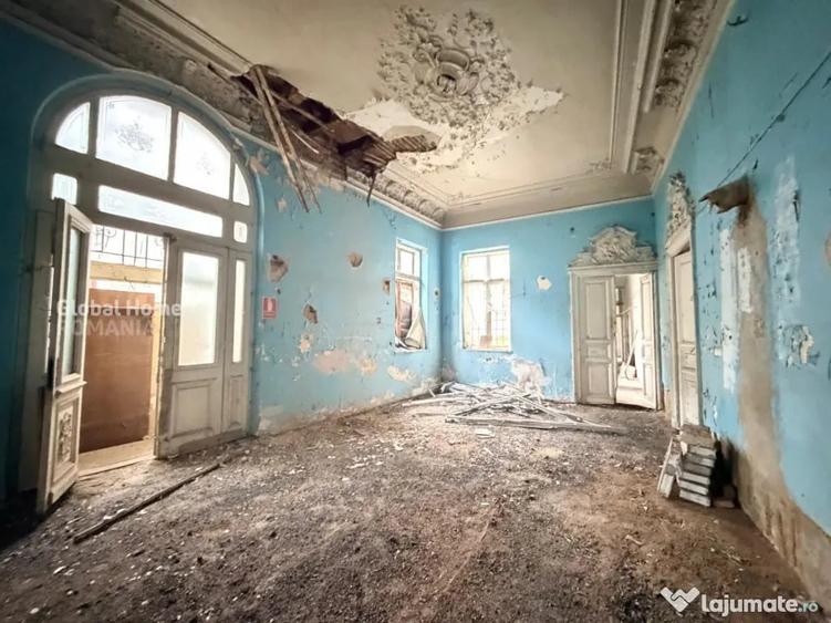 Casă cu 20 camere cu Teren 566 Mp în Unirii