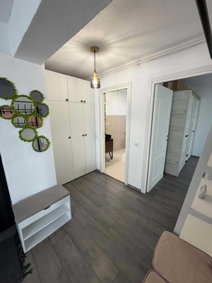 Apartament cu 2 camere semidecomandat în Florești