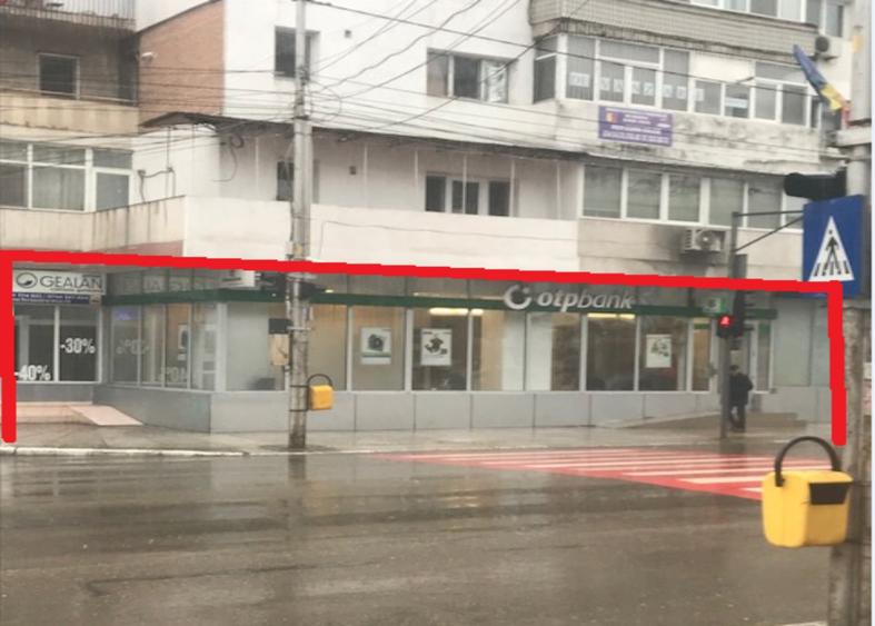 Spațiu comercial, de 600 mp, în Central