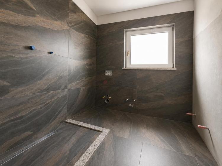 Savinesti Casa P+M 4 Camere 210 mp Teren 2.143 mp - 5