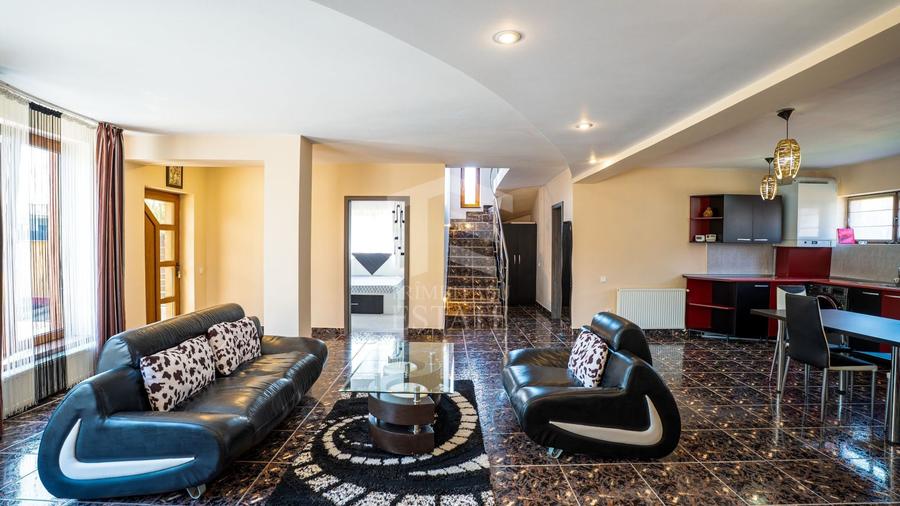 Casă individuală cu 5 camere cu Piscina în Bod