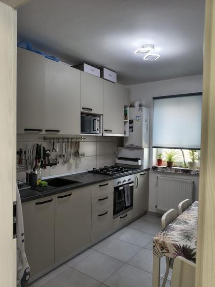 Apartament cu 2 camere decomandat, mobilat în Nord-Vest