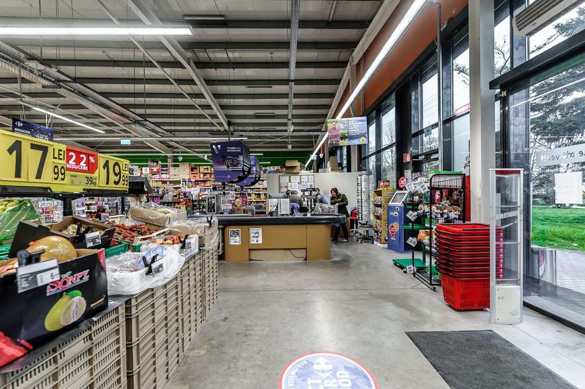 Spațiu comercial, de 841 mp, în Central