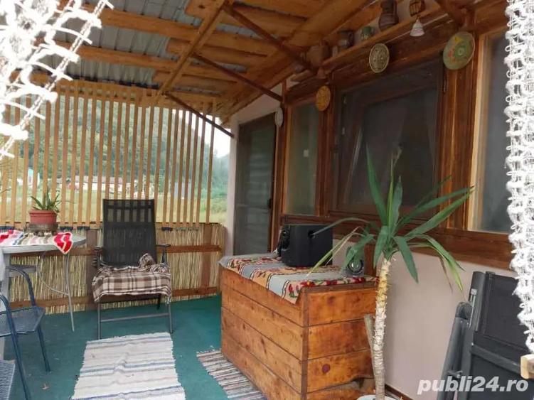 Casă cu 4 camere cu Teren 600 Mp în Nădrag