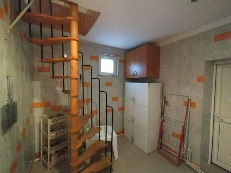Casă cu 6 camere în Tâncăbești