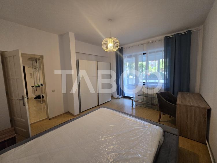 Apartament cu 4 camere decomandat, mobilat în Mihai Viteazul