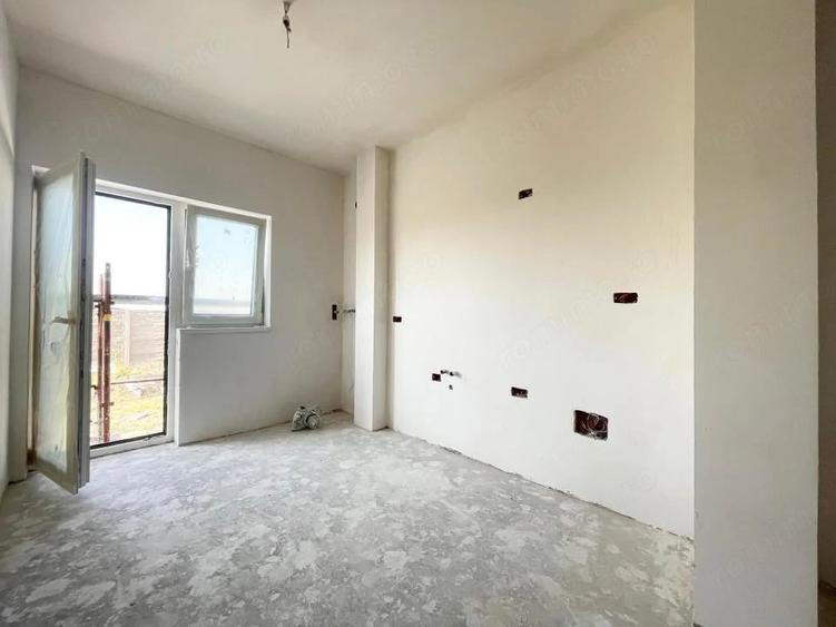 Casă cu 3 camere cu Teren 334 Mp în Urseni