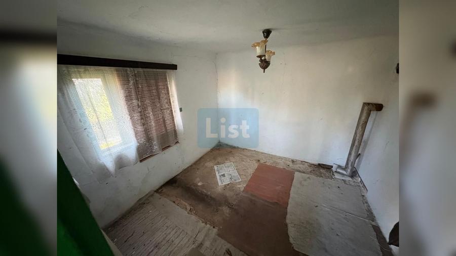 Casă cu 4 camere cu Teren 2740 Mp în Târgșoru Nou