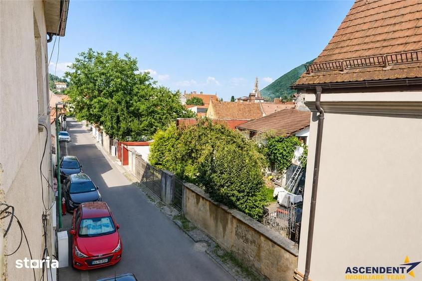 Apartament cu 2 camere în Schei