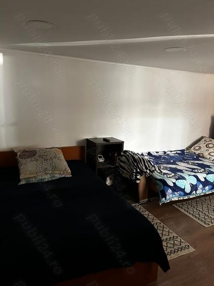 Casă cu 4 camere cu Teren 1070 Mp în Poiana
