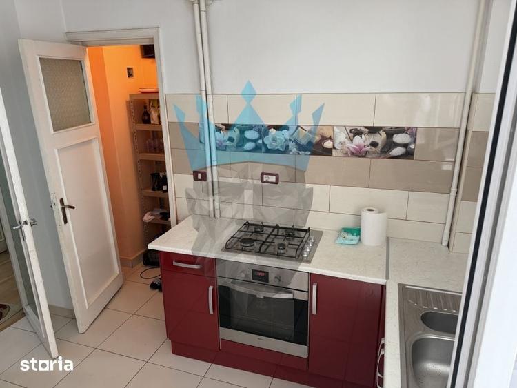Apartament cu 3 camere în P-ța Rosetti