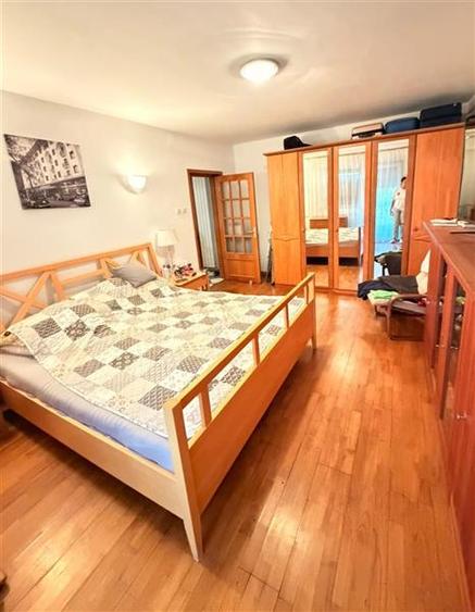 Apartament cu 4 camere decomandat, mobilat în Unirii