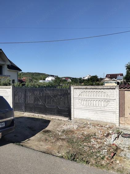 Teren de 1020 mp, în Teslui