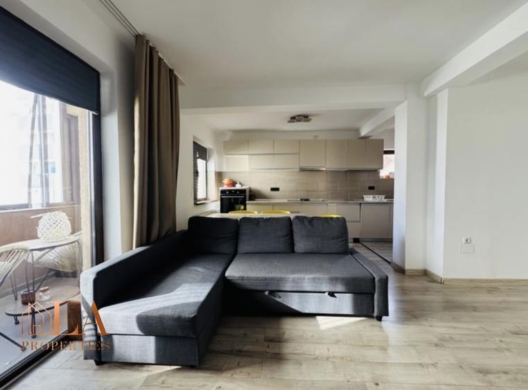 Apartament cu 3 camere semidecomandat în Chiajna