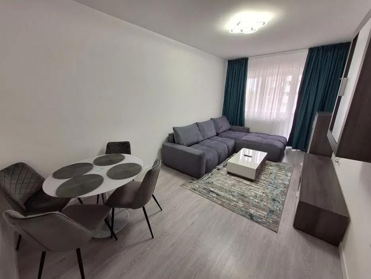 Apartament cu 2 camere decomandat, mobilat în Brâncoveanu
