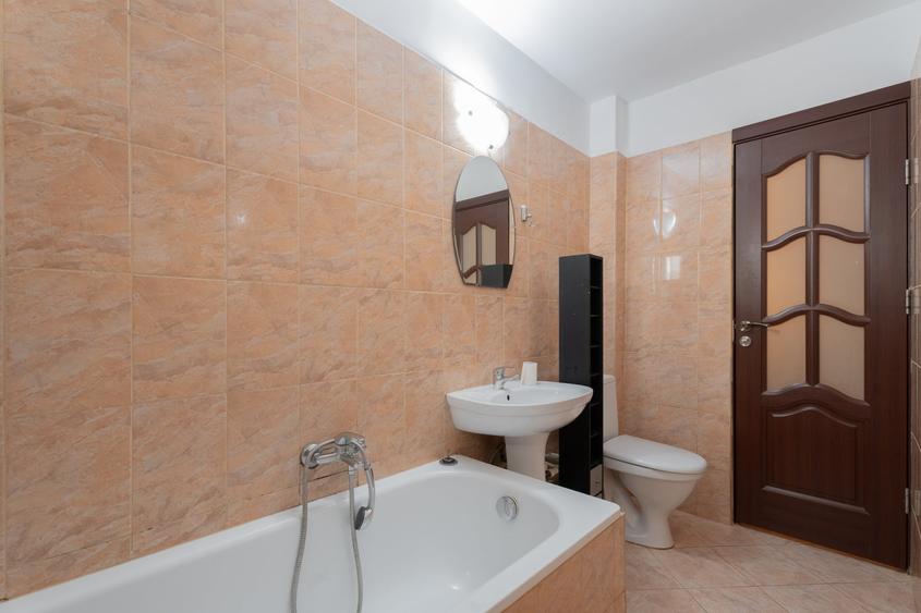 Apartament cu 2 camere decomandat, mobilat în Gară