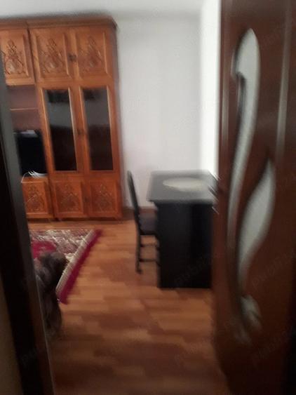 inchiriez apartament cu doua camere etaj 1decomandat - 10