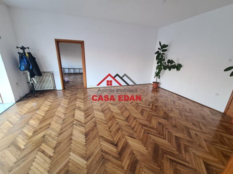 Duplex cu 2 camere cu Teren 400 Mp în Câmpina