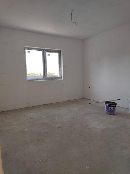 Casă individuală cu 3 camere cu Teren 350 Mp în Joița