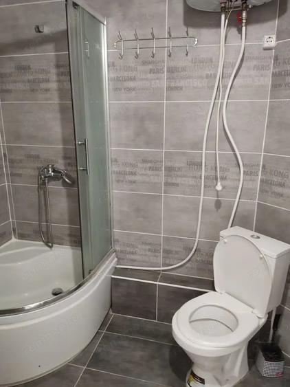 Garsonieră decomandată în Central