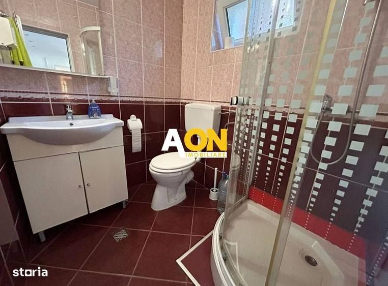 Casă individuală cu 3 camere cu Canalizare în Central
