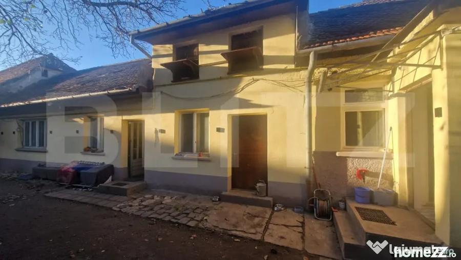 Casă cu 7 camere cu Teren 1353 Mp în Centrul Istoric