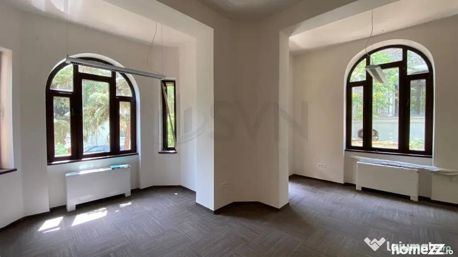 Casă cu 4 camere cu Teren 368 Mp în Armeneasca