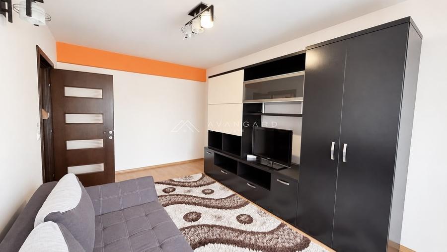 Apartament cu 2 camere decomandat, mobilat în Florești