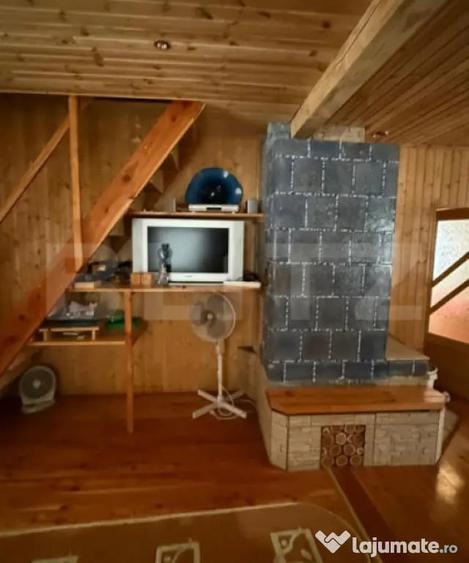 Casă cu 4 camere cu Teren 4302 Mp în Geoagiu-Băi