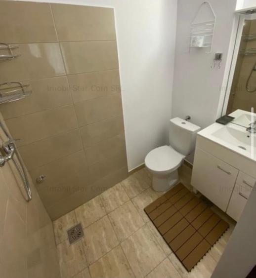 Apartament cu 5 camere decomandat în Central