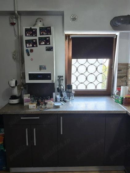 Apartament cu 4 camere decomandat în Berceni