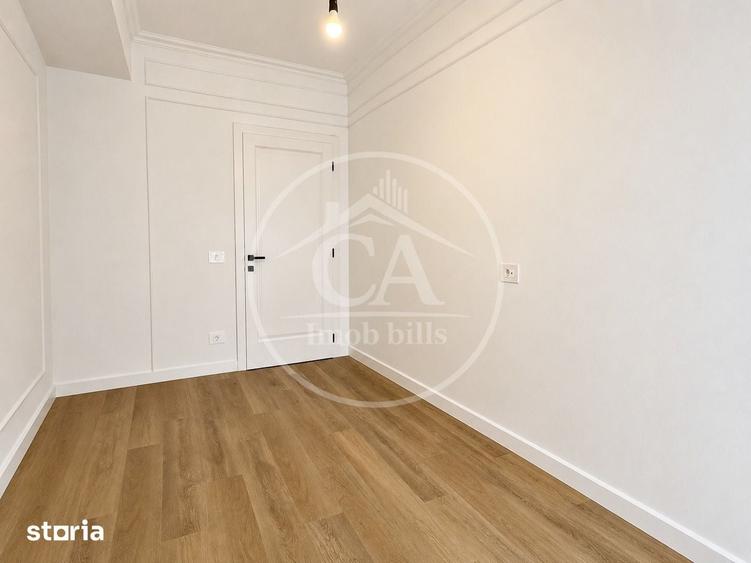 Apartament cu 3 camere decomandat în Central — fotografia 1