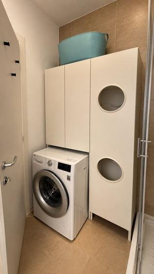 Apartament cu 3 camere decomandat în Domenii