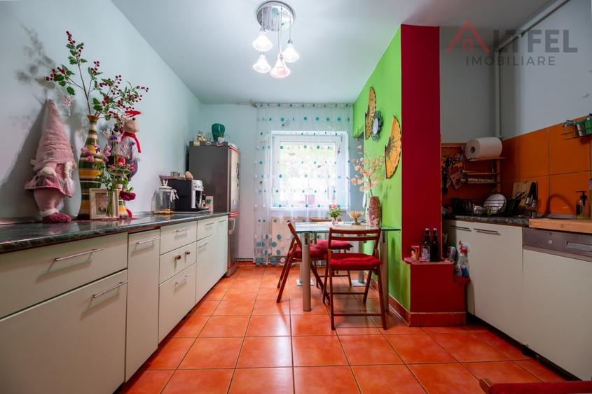 Apartament cu 2 camere decomandat, mobilat în Valea Aurie