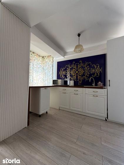Apartament cu 3 camere în Mazepa 2