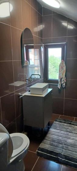 Casă cu 4 camere în Valu lui Traian
