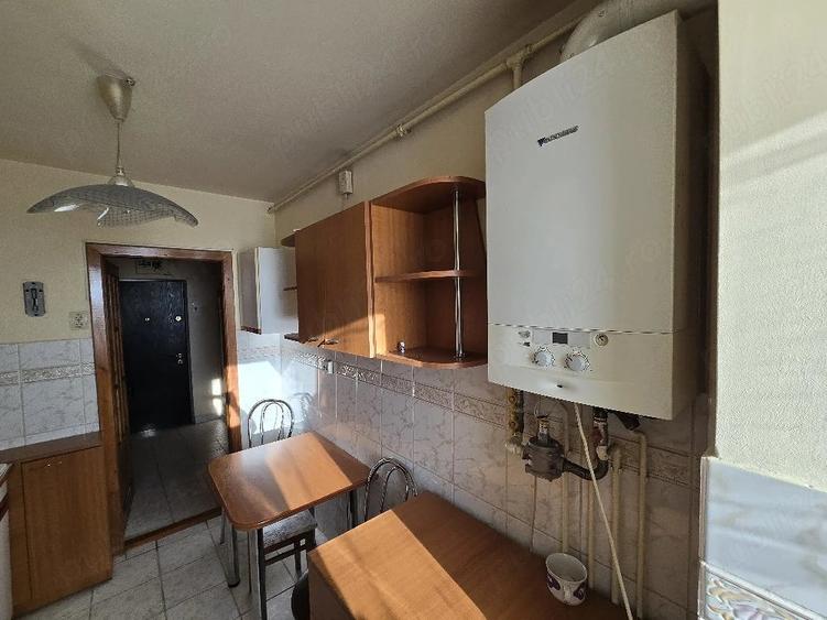 Apartament cu 2 camere semidecomandat în Progresul