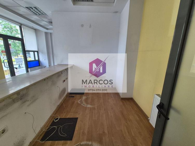 Spațiu comercial, de 150 mp, în Micro IV