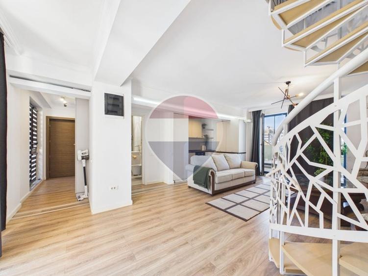 Apartament cu 2 camere semidecomandat, mobilat în P-ța Arsenalului