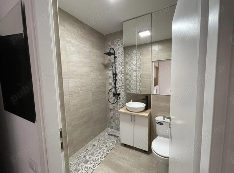 Apartament cu 2 camere decomandat, mobilat în Regie